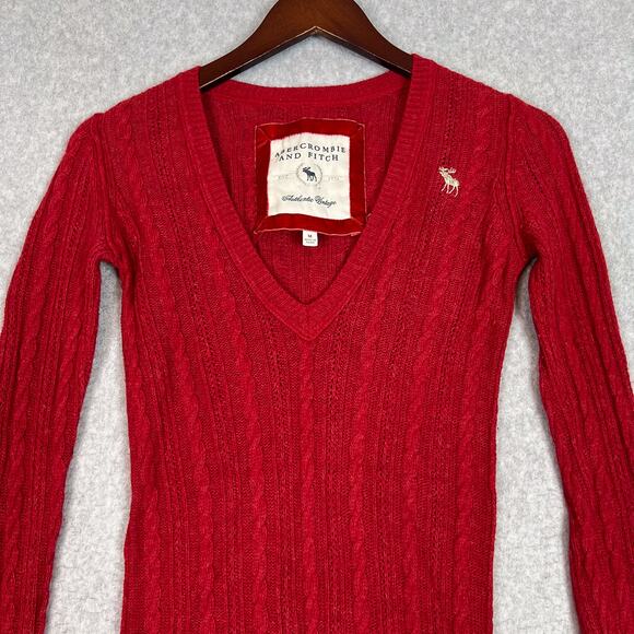 VTG Abercrombie & Fitch Red Y2K V Neck Cable Knit Sweater Size Medium - Picture 2 of 9